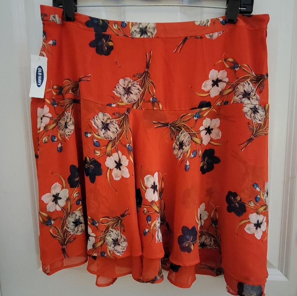 NWT ON layered skirt